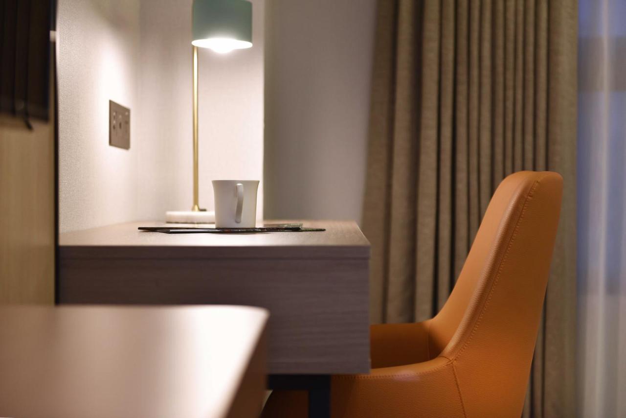 Fullon Poshtel - Kaohsiung Hotel Ngoại thất bức ảnh