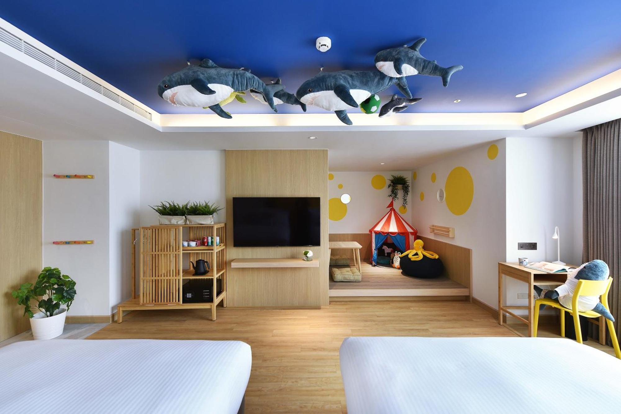 Fullon Poshtel - Kaohsiung Hotel Ngoại thất bức ảnh