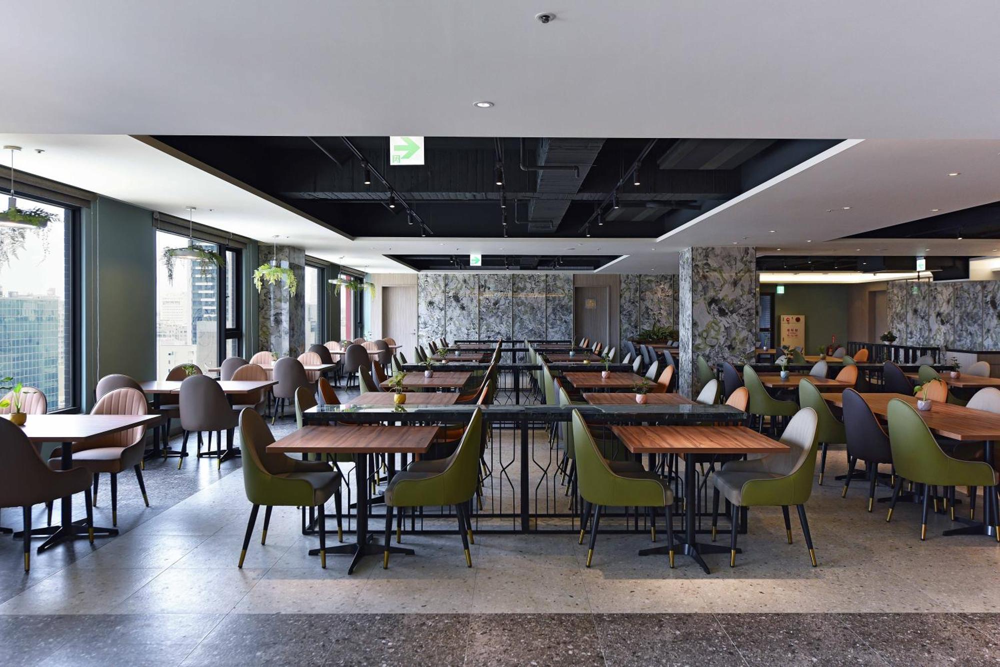 Fullon Poshtel - Kaohsiung Hotel Ngoại thất bức ảnh