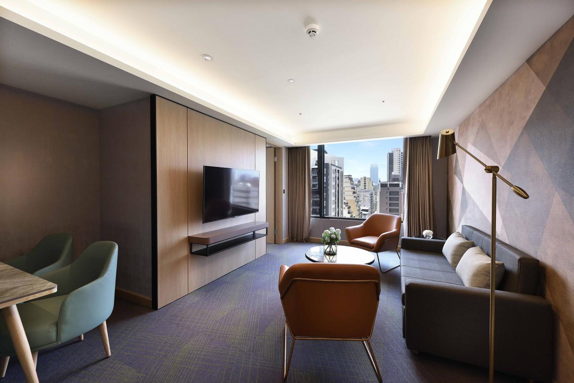 Fullon Poshtel - Kaohsiung Hotel Ngoại thất bức ảnh